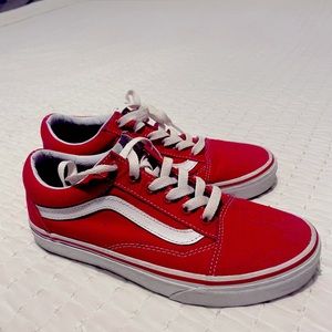 VANS FREE SHIPPING!!  OLDSKOOL MEN 6 / WOMEN 7.5
